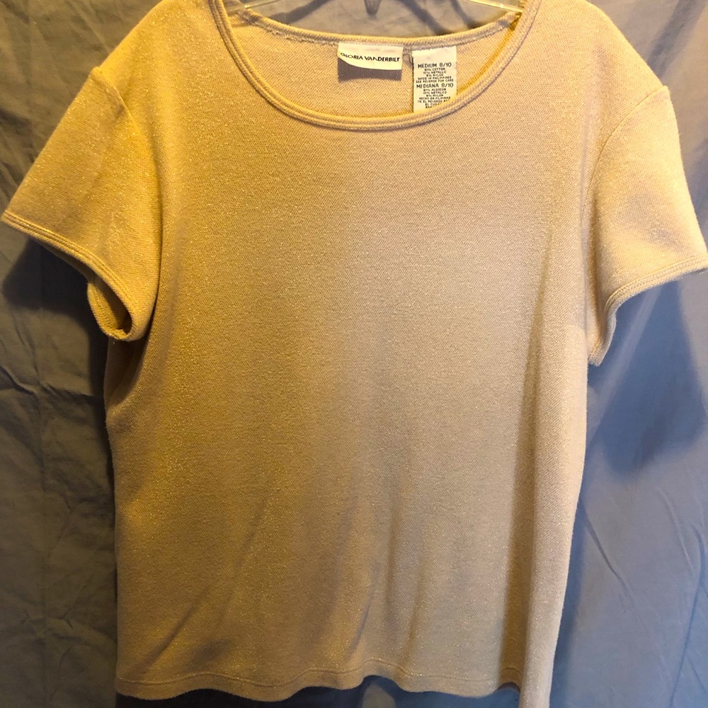 💗SOFT🥰Sparkle cream color formal T-shirt the size is medium 8/10